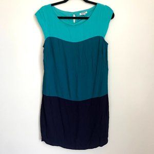 Old Navy Blue Striped Dress